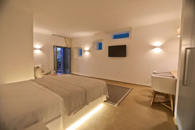 Villa Moonflower