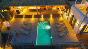 Villa Moonflower