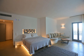 Villa Moonflower
