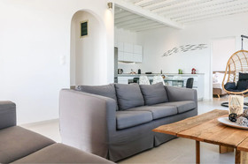 Villa Ortus White