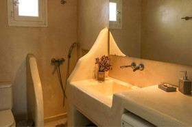 Villa Ortus White