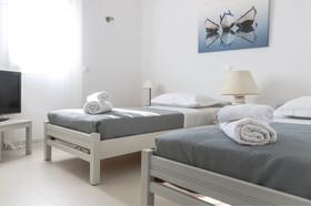 Villa Ortus White