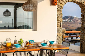 Villa Ortus White