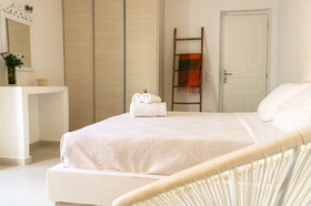 Villa Ortus White