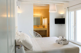 Villa Ortus White