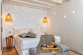 Mykonos Bliss Cozy Suites