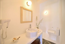 Pantheon Luxury Suites