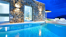 Pantheon Luxury Suites