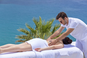 Pietra E Mare - Mykonos Moments
