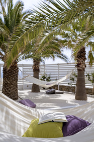 Pietra E Mare - Mykonos Moments