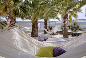 Pietra E Mare - Mykonos Moments