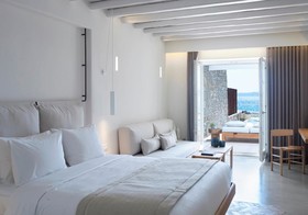 Bill & Coo Suites & Lounge