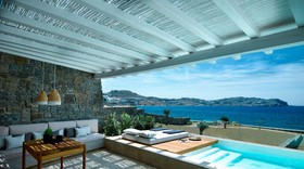 Bill & Coo Suites & Lounge