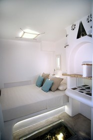 Flaskos Suites