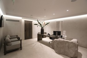 Aeonic Suites & Spa Mykonos