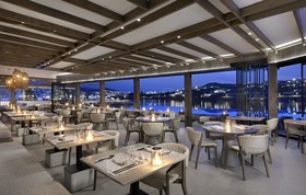 Aeonic Suites & Spa Mykonos