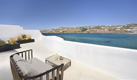 Aeonic Suites & Spa Mykonos