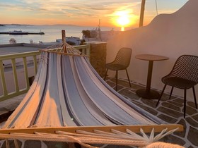 Yalos Hotel Sunset View