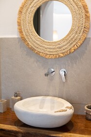 Agrari Ninemia Hotel & Suites