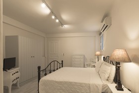 Amaris Residence