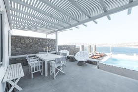 Amaris Residence