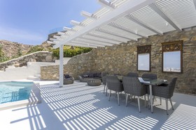Amaris Residence