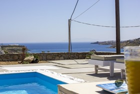 Amperian Mykonos Suites