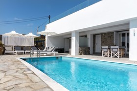Amperian Mykonos Suites
