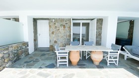 Amperian Mykonos Suites