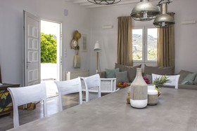 Amperian Mykonos Suites