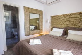 Amperian Mykonos Suites