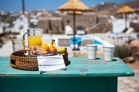 Amperian Mykonos Suites