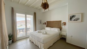 Amperian Mykonos Suites