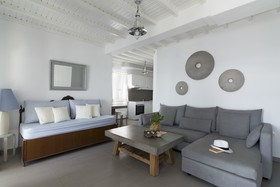 Amperian Mykonos Suites