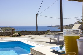 Amperian Mykonos Suites