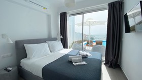 Amperian Mykonos Suites