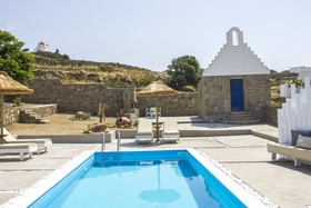 Amperian Mykonos Suites