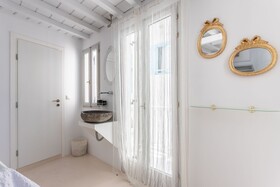 aníko suites