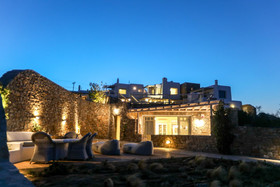 Annie House