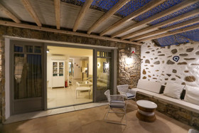Annie House
