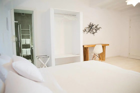 Bellou Suites