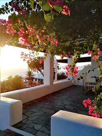 Bellou Suites