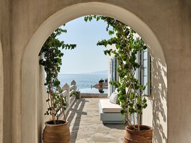 Belvedere Mykonos - Waterfront Villa & Suites
