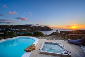 Beyond Super Paradise Villa
