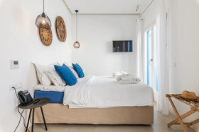 Bluetopia Suites