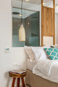 Bluetopia Suites