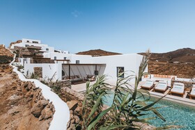 Cali Mykonos