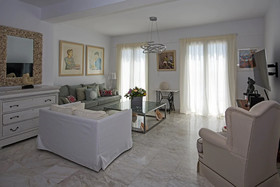 Chrysanthemo Villas