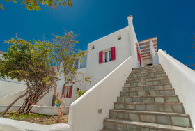 Dimelal Mikonos Downtown Apartments