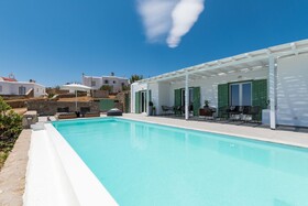 Dioni Mykonos